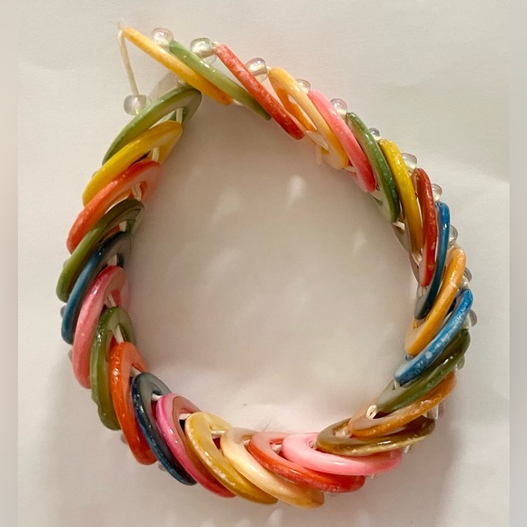 Shell rainbow of colors circular elastic EUC bracelet jewelry - Picture 15 of 17